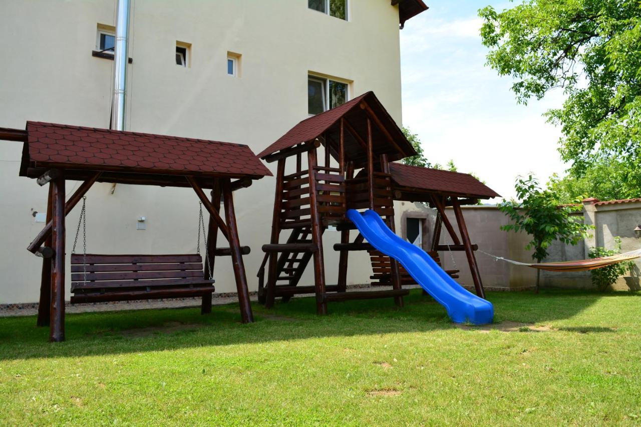 La Mateo Hotel Călimăneşti Eksteriør billede