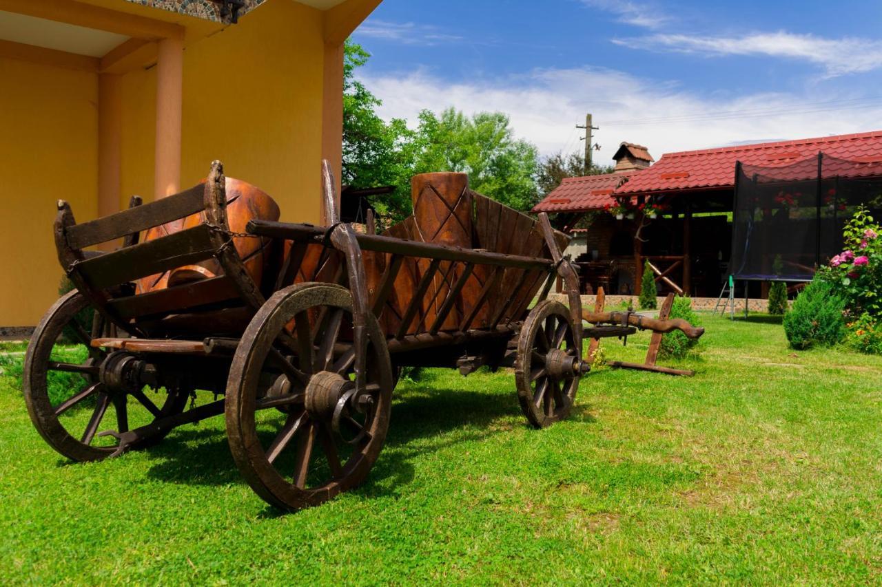 La Mateo Hotel Călimăneşti Eksteriør billede