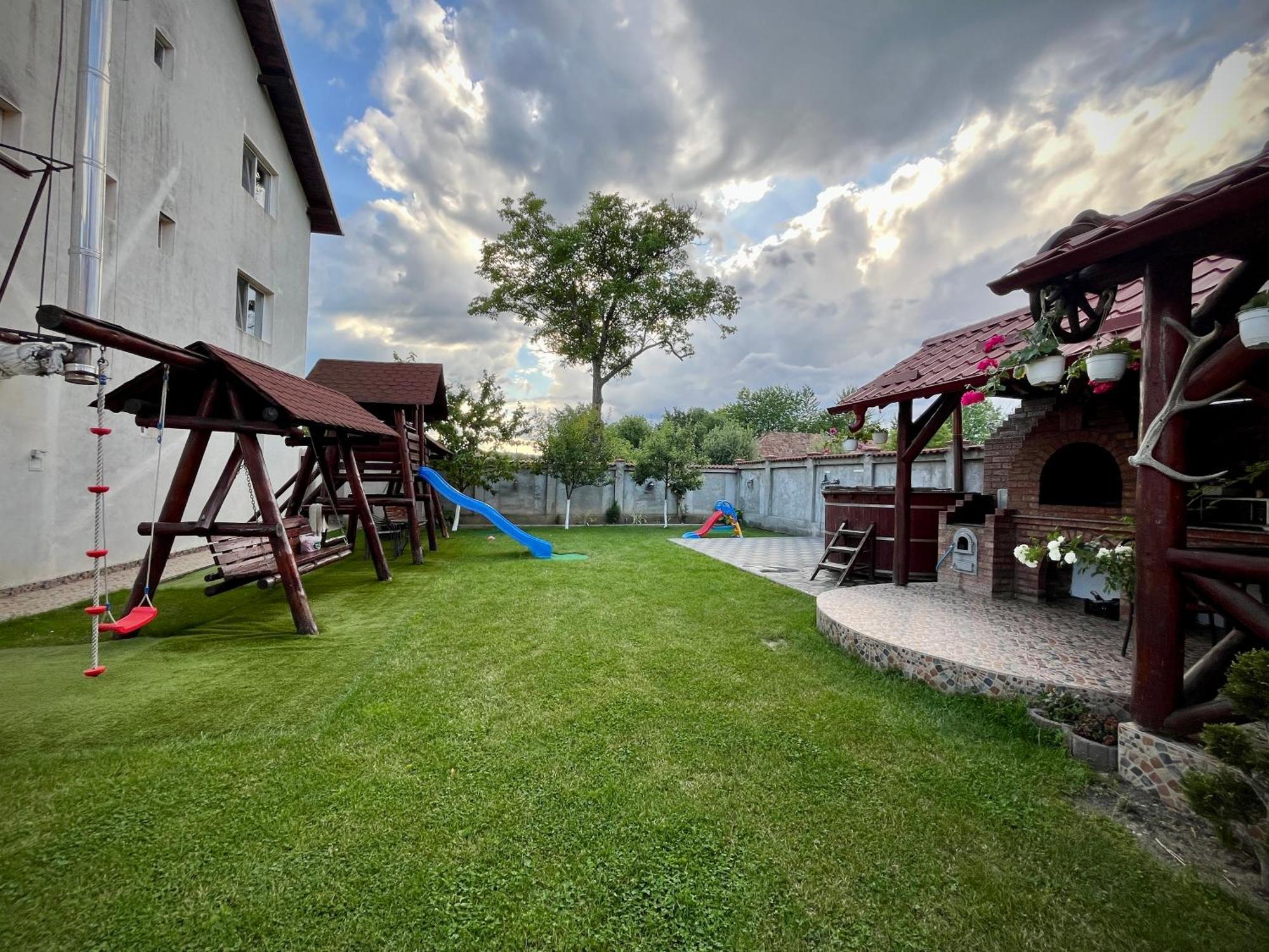 La Mateo Hotel Călimăneşti Eksteriør billede