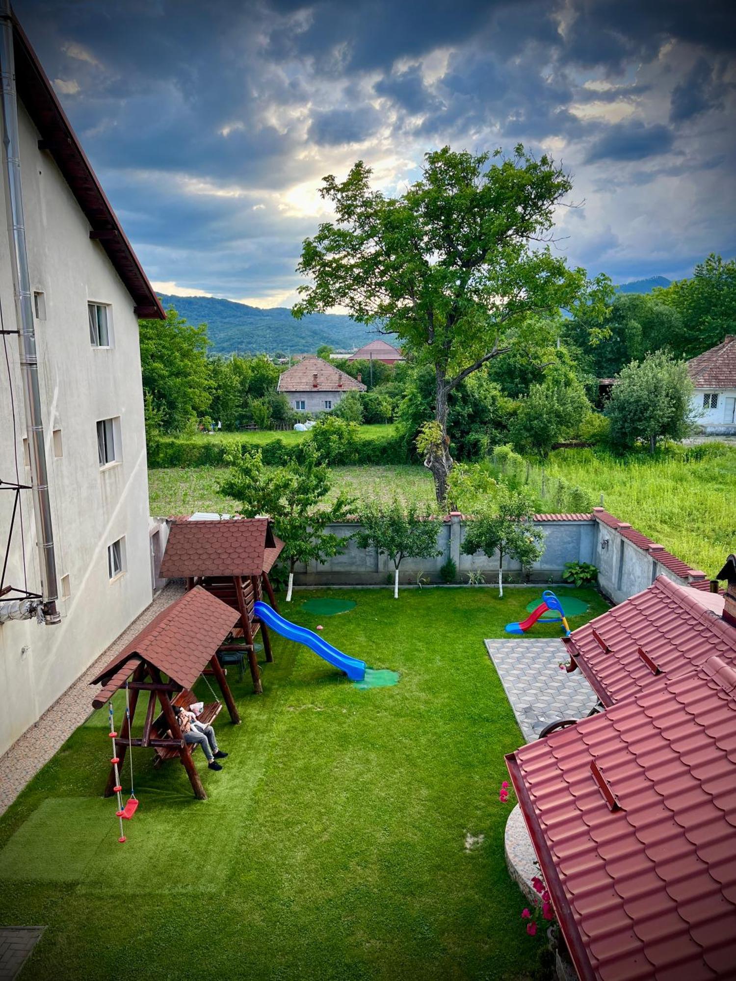 La Mateo Hotel Călimăneşti Eksteriør billede