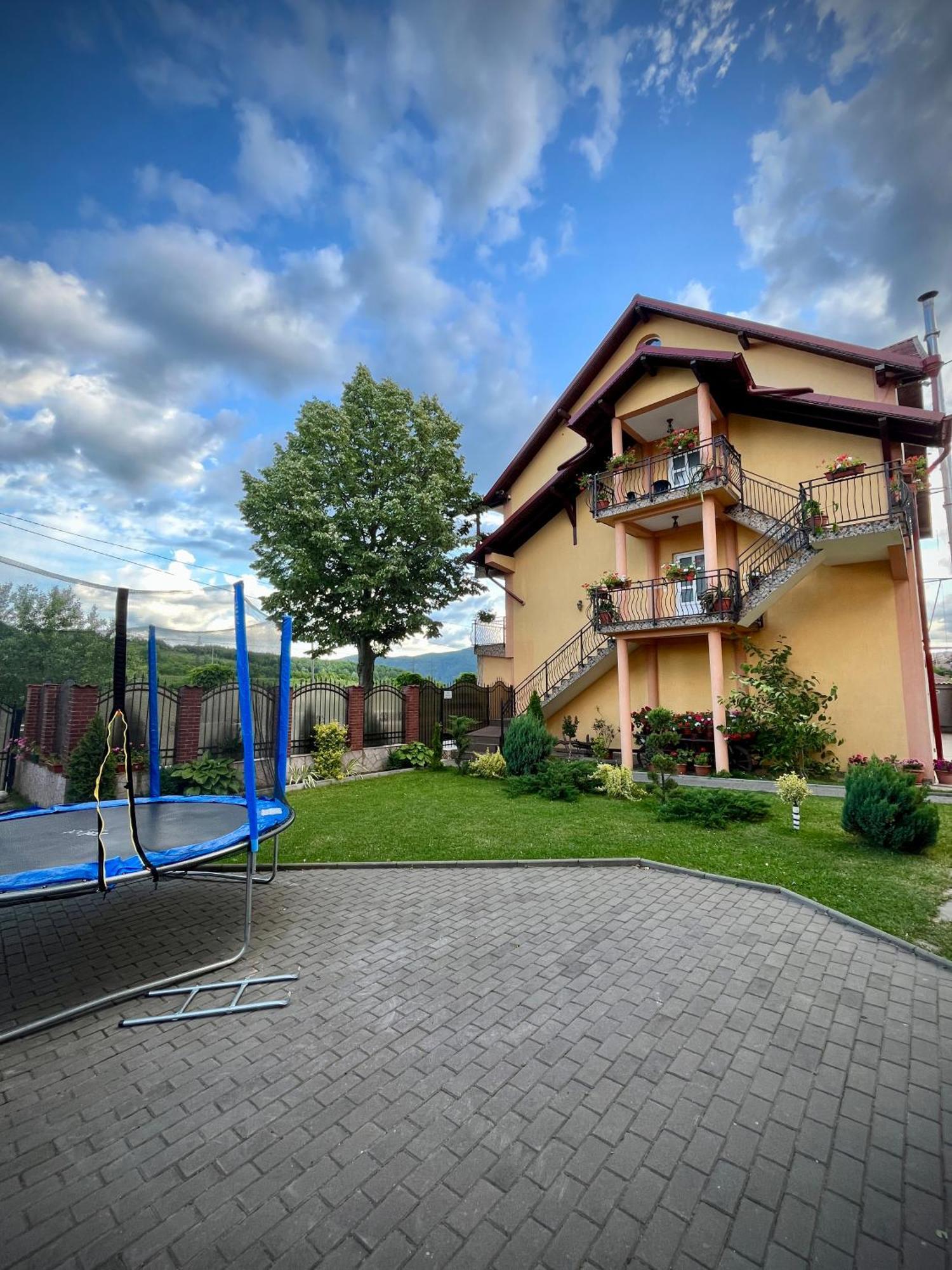 La Mateo Hotel Călimăneşti Eksteriør billede