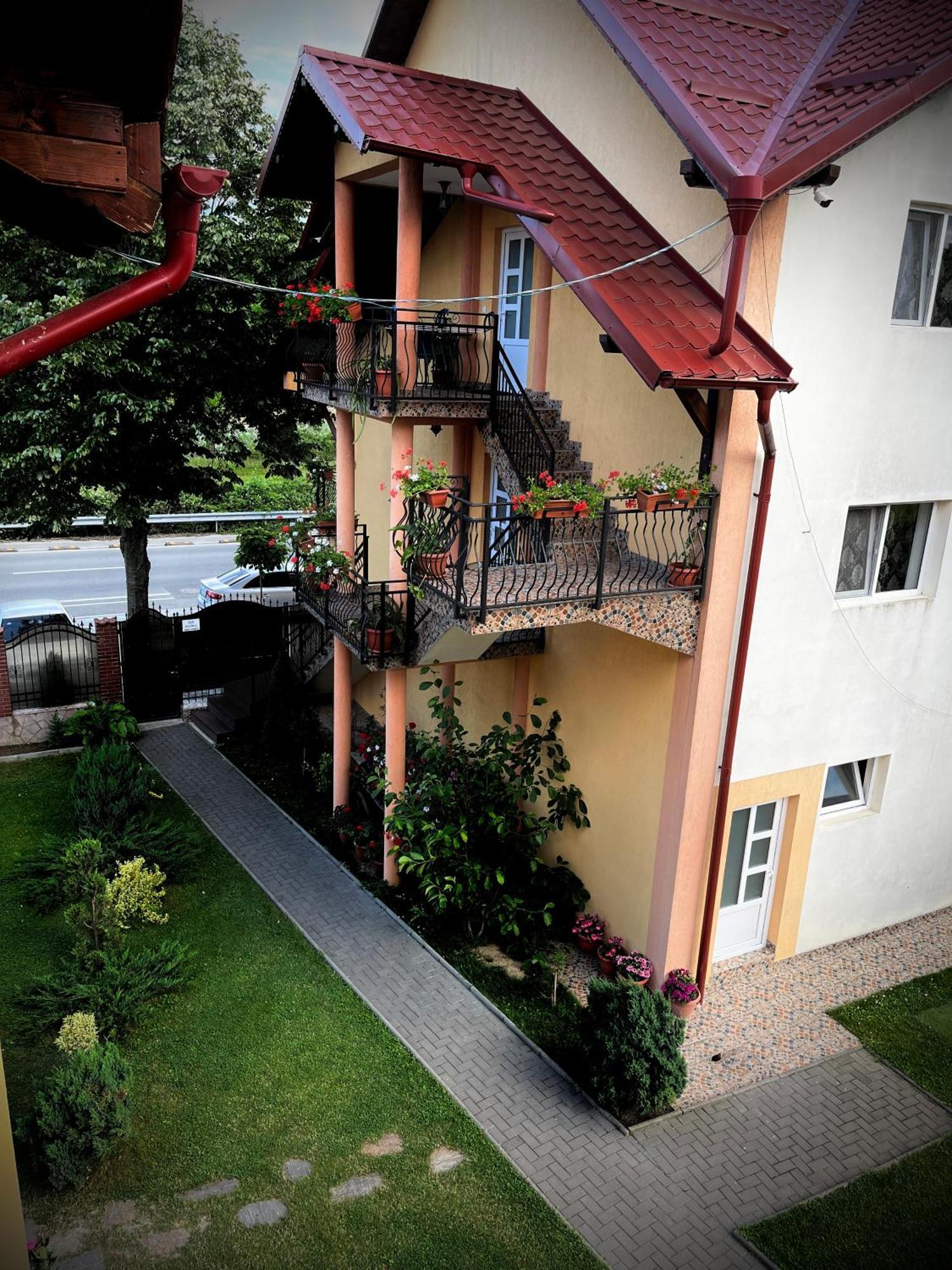 La Mateo Hotel Călimăneşti Eksteriør billede